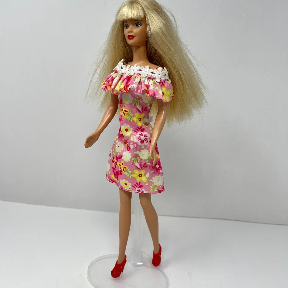Barbie Fashion Doll‎ Very Velvet Pink Floral Dress Blonde Hair Green Eyes 1998